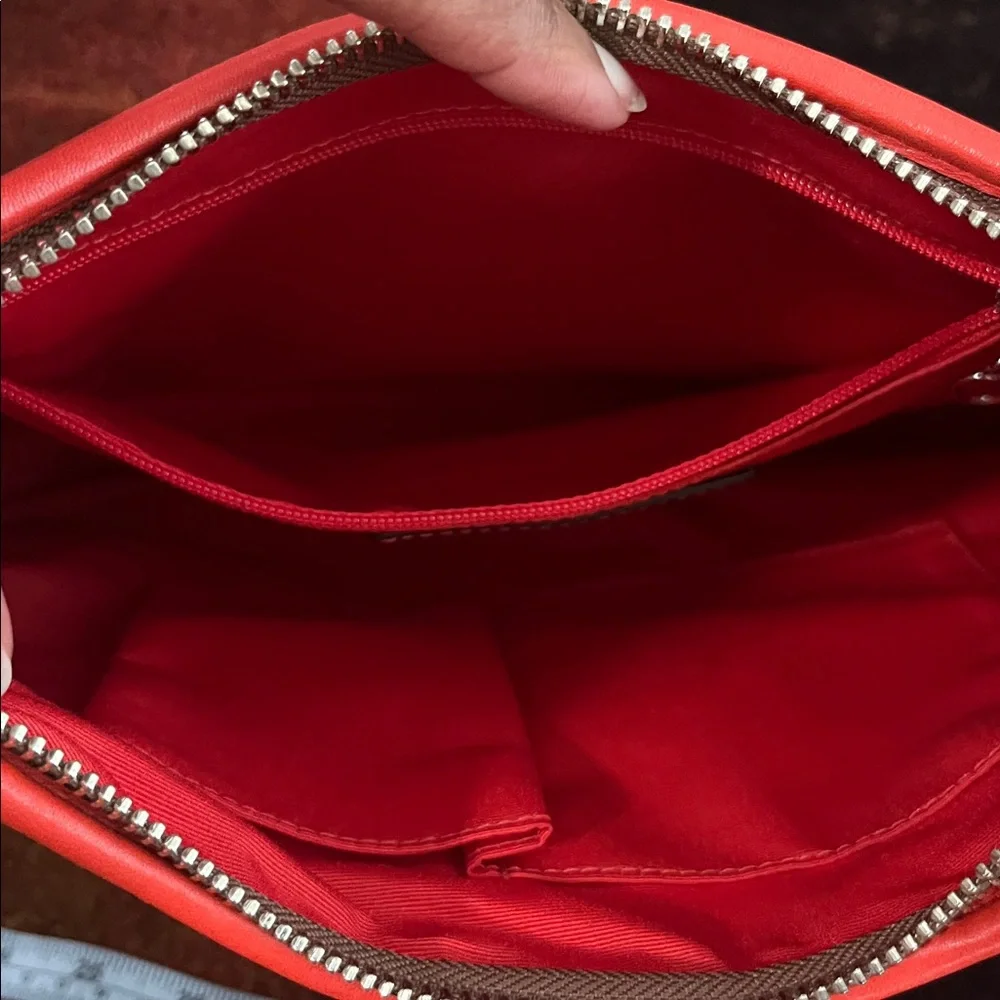 NWOT Coach Signature Hampton Hobo Shoulder Bag (F13069)